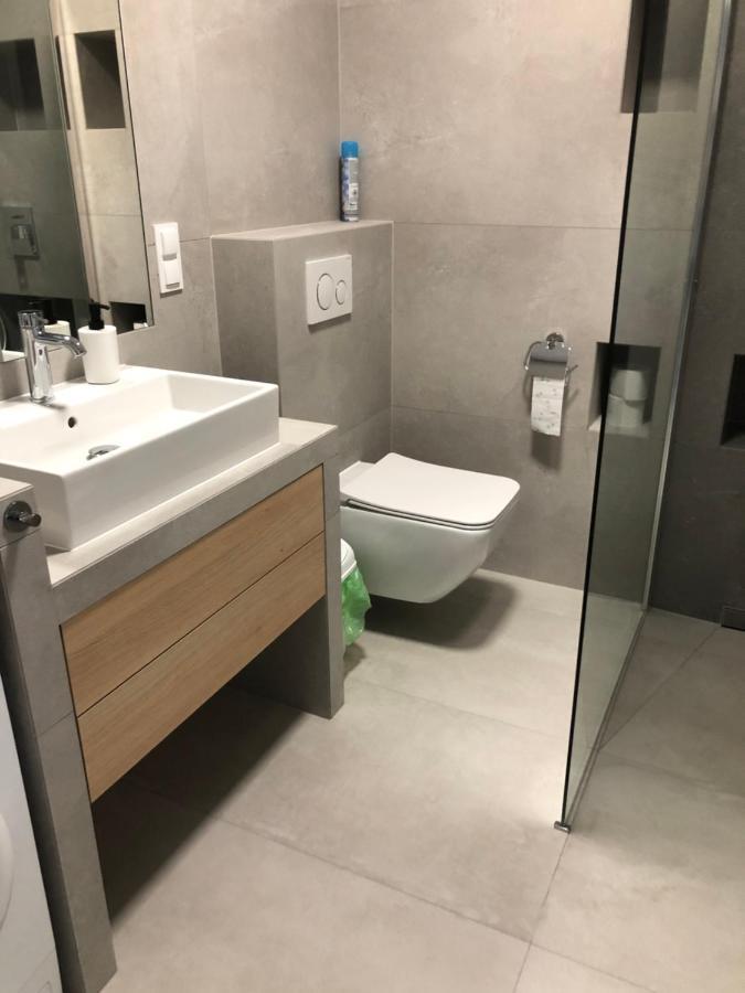 Apartament De Lux Apart 45 Grabiszynska Wrocław Buitenkant foto