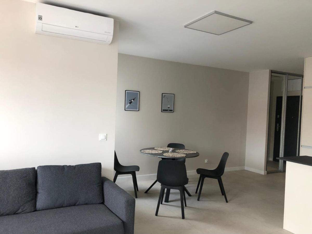 Apartament De Lux Apart 45 Grabiszynska Wrocław Buitenkant foto